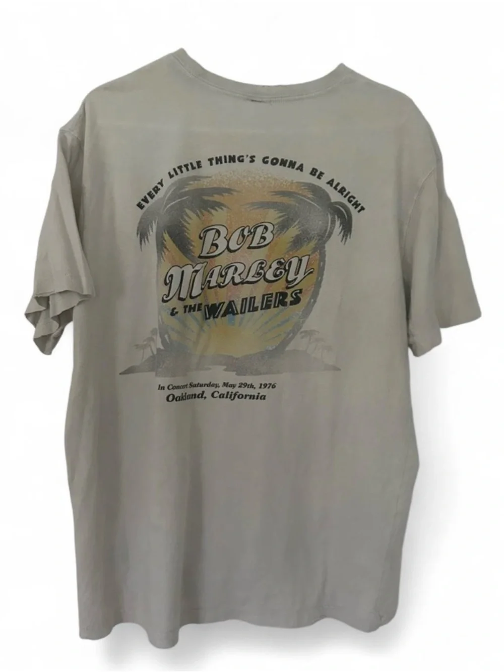 Bob Marley & The Wailers Beige Graphic T-Shirt. Large. - Picture 2 of 5